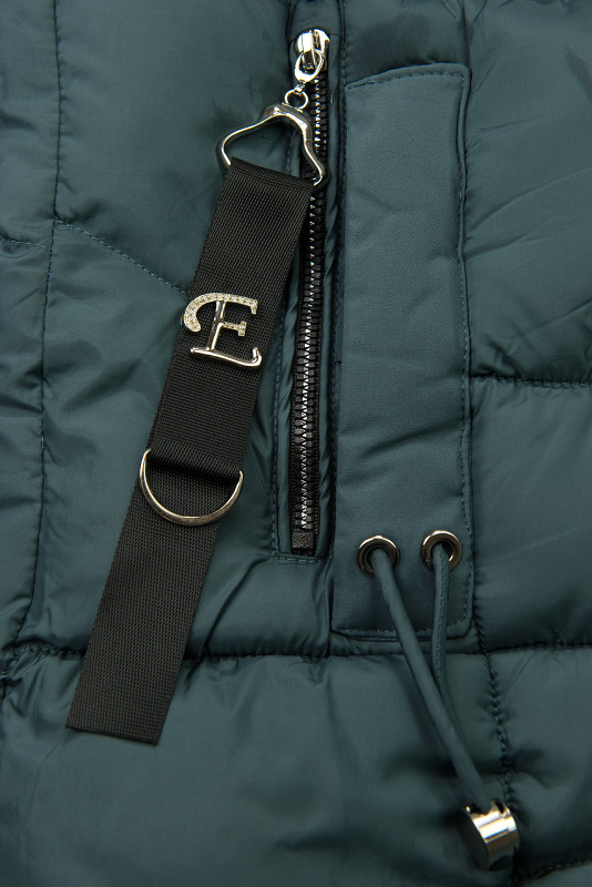 Prodloužená dámská zimní bunda petrolejově zelená