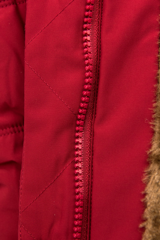 Červená zimní bunda s plyšem a kožešinou
