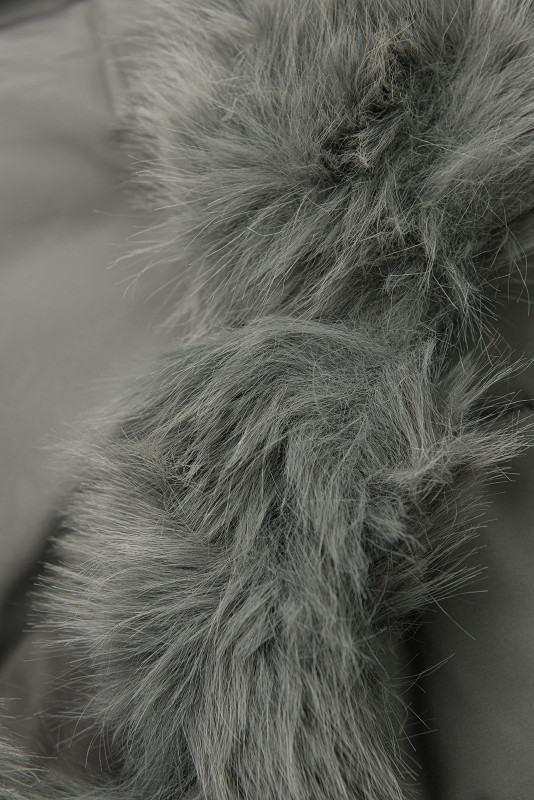 Zimní bunda s odepínací umělou kožešinou šedá