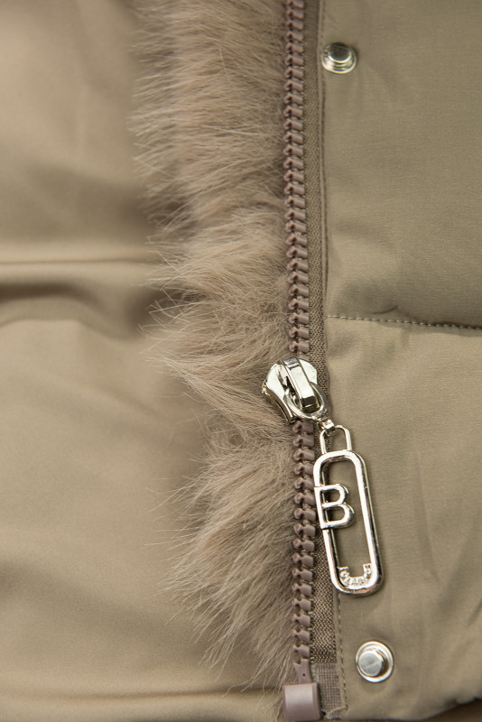 Zimní bunda s odepínací umělou kožešinou béžová