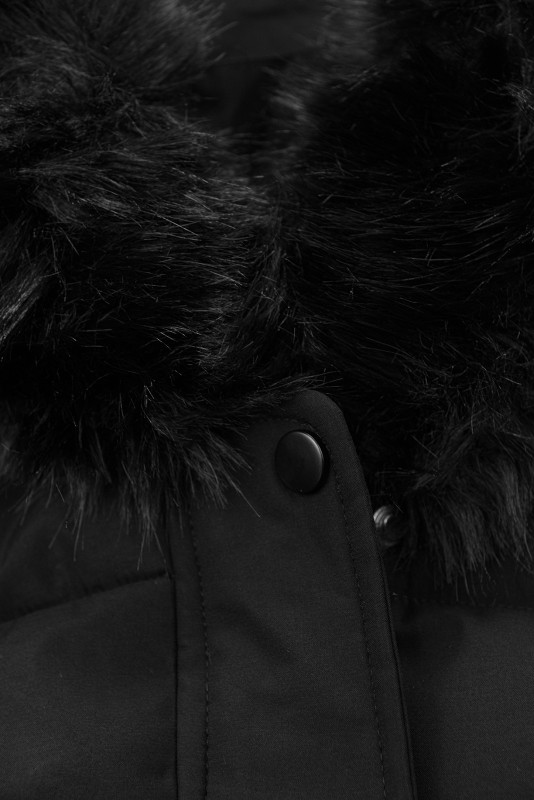 Zimní bunda s odepínací umělou kožešinou černá