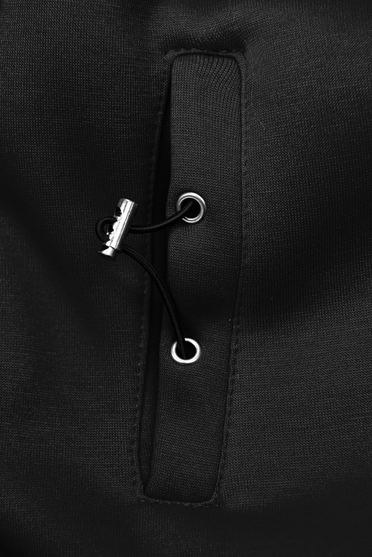 Černá dlouhá mikina s květinovou podšívkou v kapuci