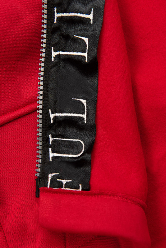 Červená sportovní prodloužená mikina