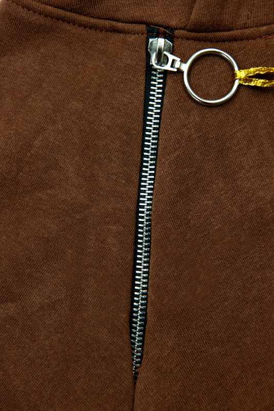 Hnědá dlouhá mikina s károvanou kapucí