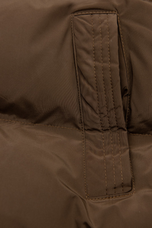 Hnědá dlouhá prošívaná vesta