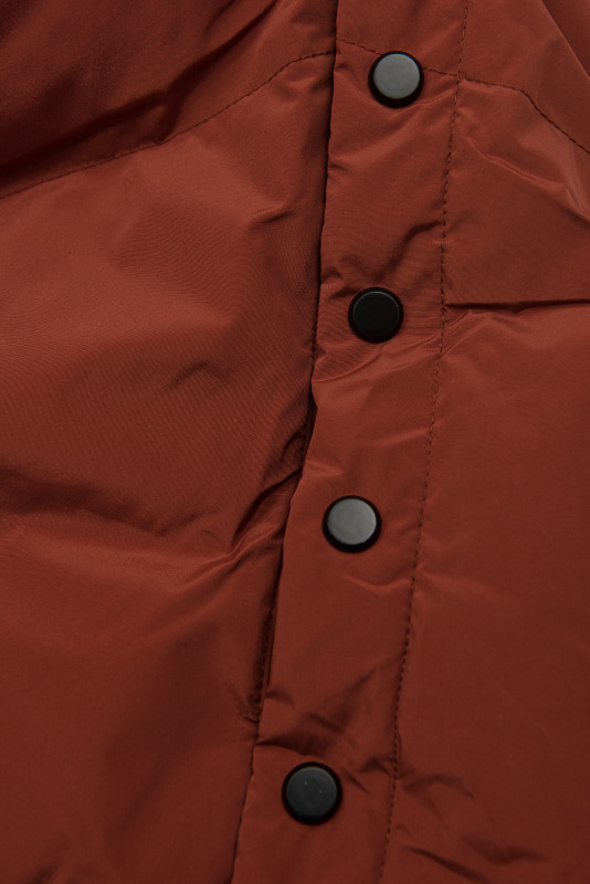 Hnědočervená dlouhá bunda na zimu