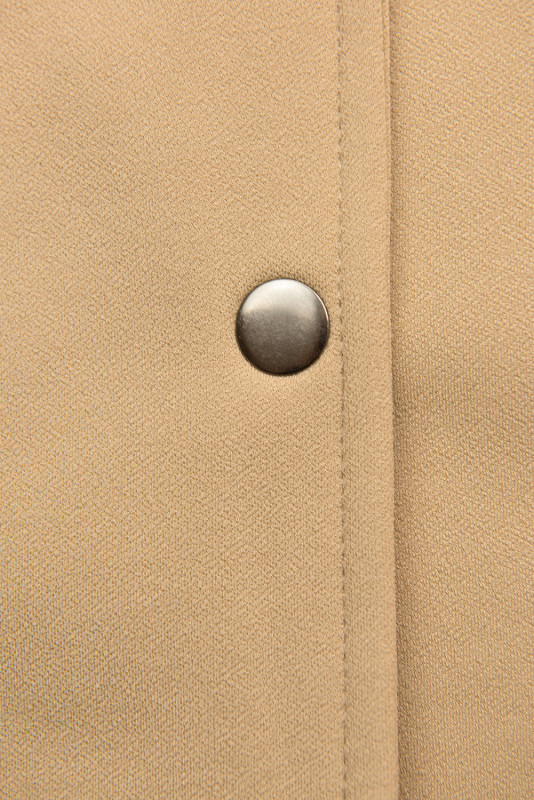 Béžová tunika na zapínání
