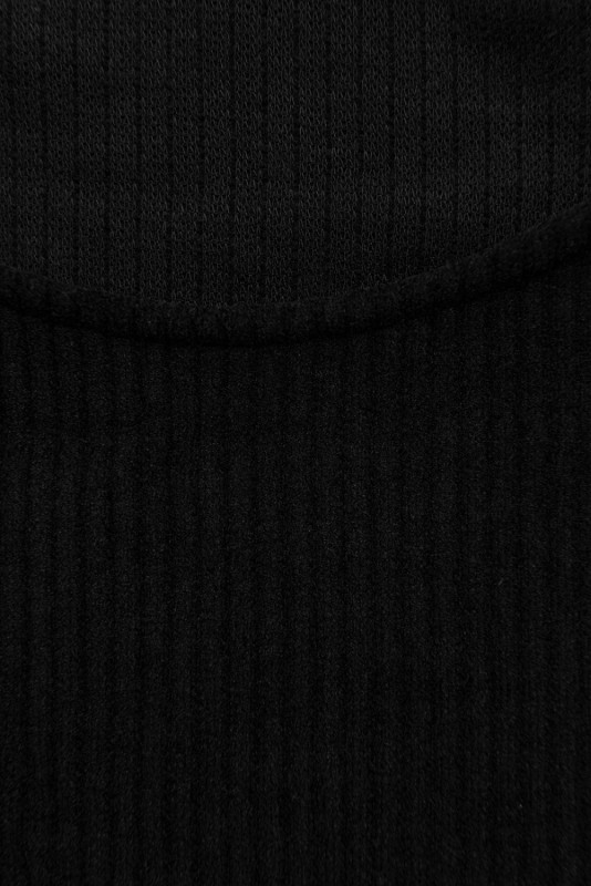 Černé šaty s krajkou