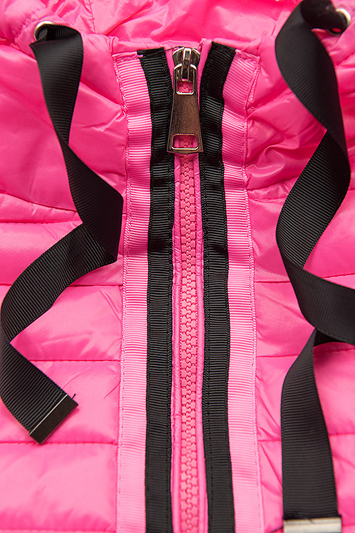 Růžová prošívaná lesklá bunda