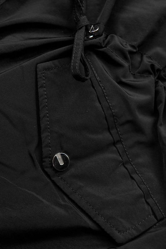 Černá parka s odnímatelnou plyšovou podšívkou