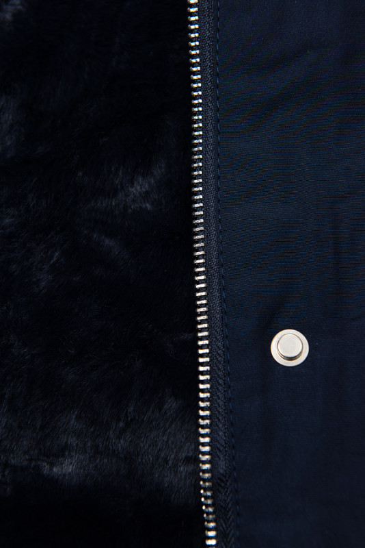 Tmavě modrá parka s plyšem a kožešinou