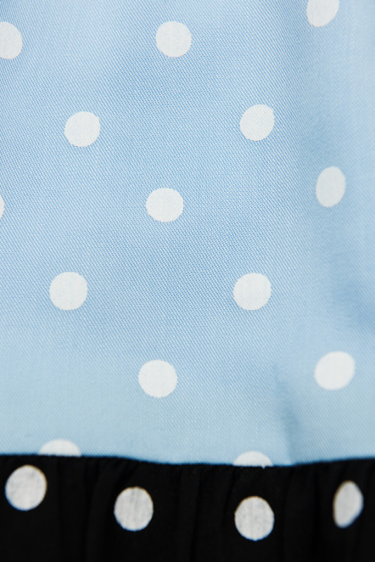 Tečkované šaty z viskózy bílá/modrá/černá