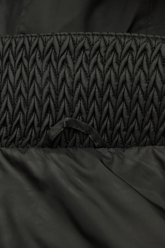 Přechodná bunda s kapucí černá