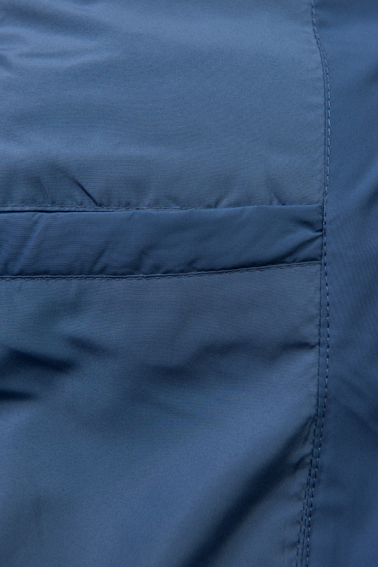 Modrá zimní bunda s páskem