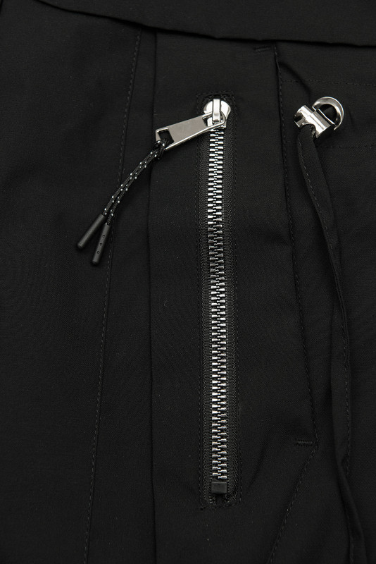 Prodloužená parka s potiskem v kapuci černá