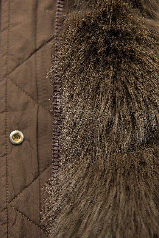 Čokoládově hnědá zimní bunda s kožešinou
