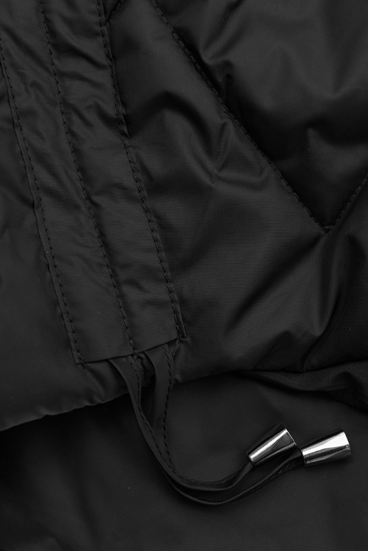 Černá prodloužená vesta