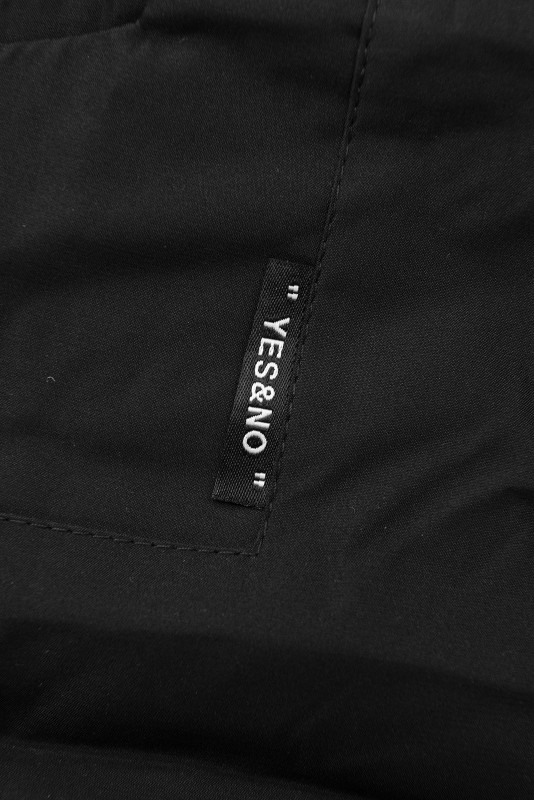 Zimní bunda/parka se stahováním v pase černá