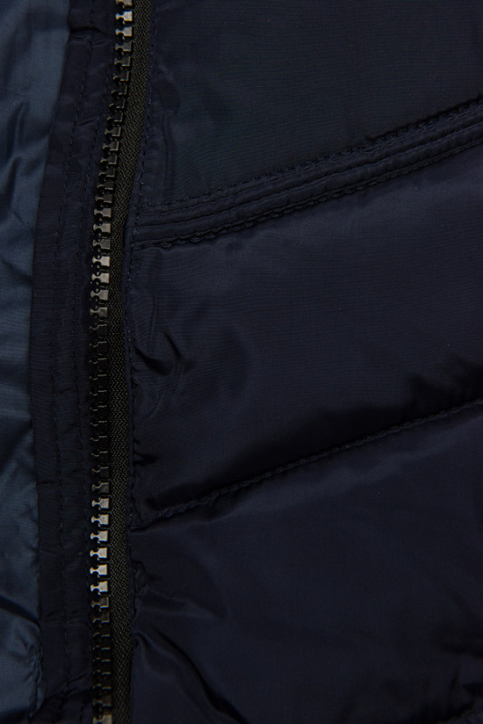 Námořnická modrá zimní bunda s odnímatelnou kožešinou