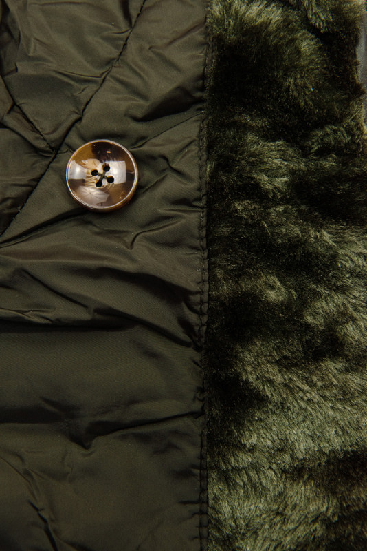 Khaki prošívaná zimní bunda s vysokým límcem