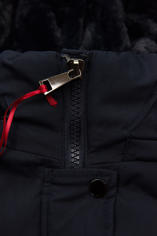 Teplá prošívaná bunda v tmavě modré barvě