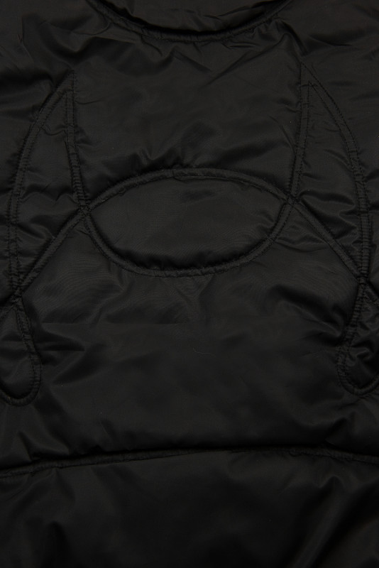 Přechodná černá bunda s kapucí