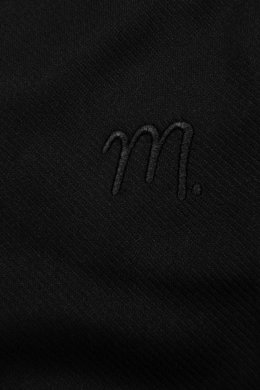 Černé sportovní kalhoty s kapsami