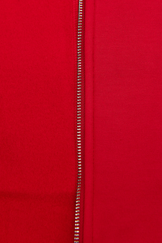 Červená mikina na zip s kapucí