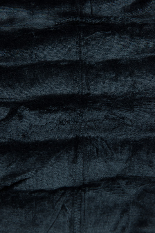 Prošívaná přechodná bunda tmavě modrá