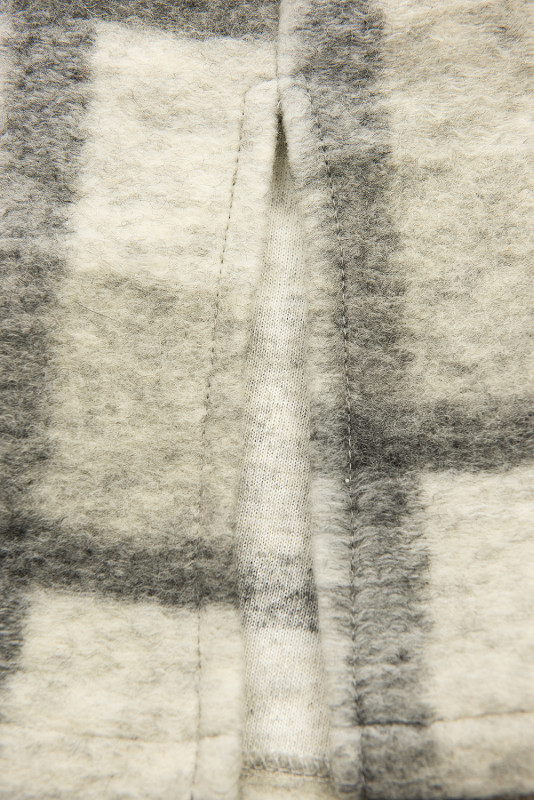 Šedo-bílá košilová bunda