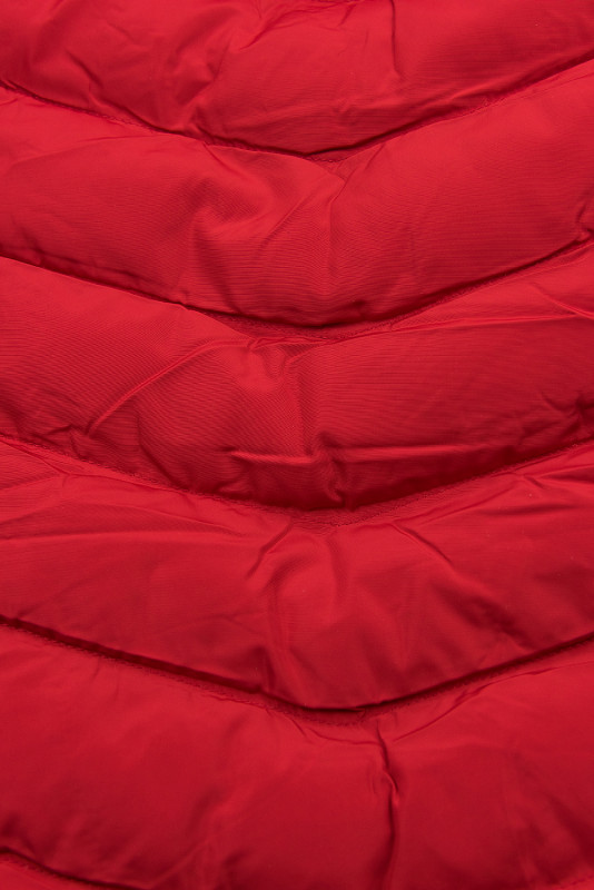 Červená bunda na období podzim/zima