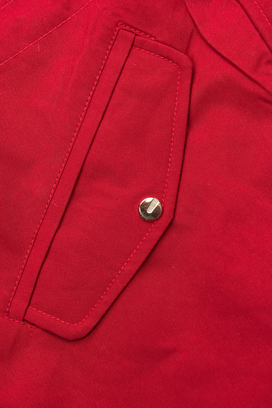 Červená tečkovaná parka