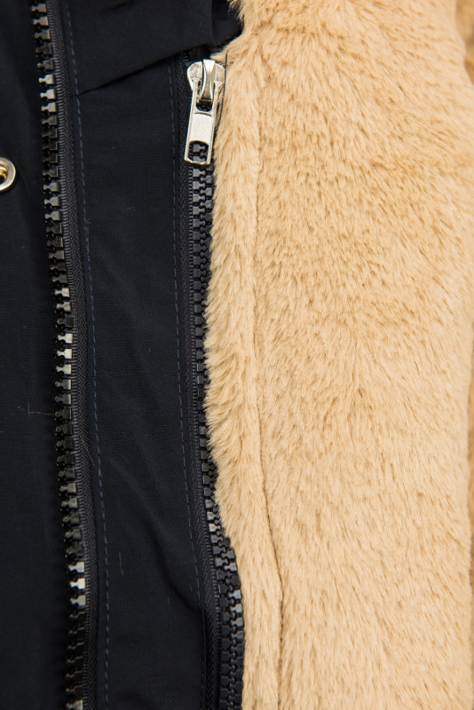 Tmavě modrá parka s odnímatelnou vnitřní podšívkou