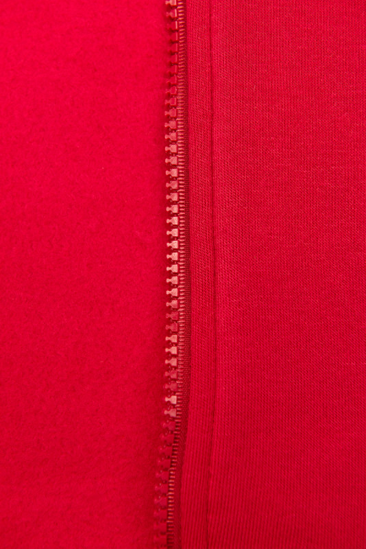 Červená tepláková souprava s květinovou kapucí