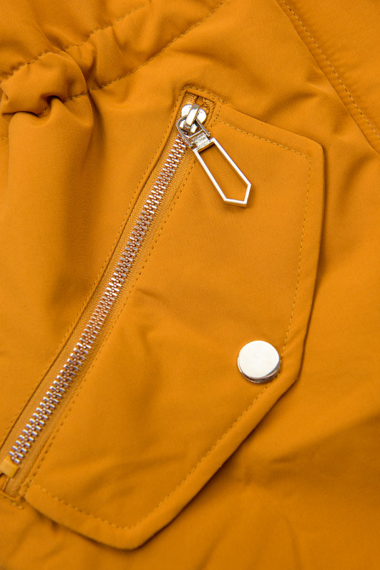 Mustard zimní bunda s hnědou kožešinou