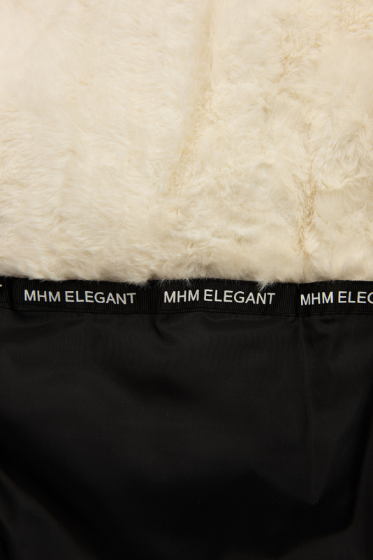 Černá parka na zimu s ecru futrem