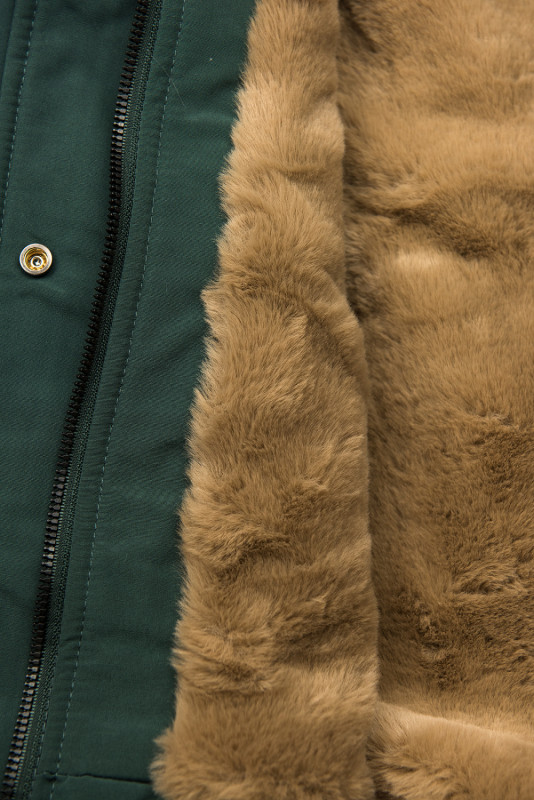 Tmavě zelená parka s teplou plyšovou podšívkou