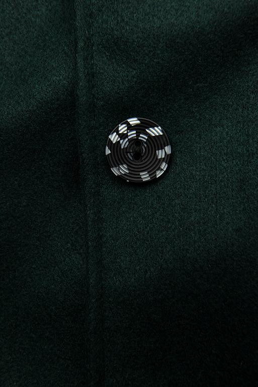 Zelený kabát s kapucí