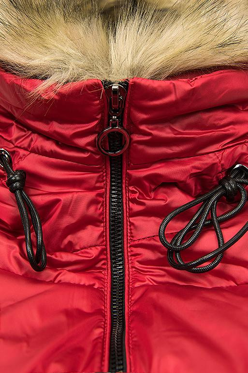 Červená lesklá zimní bunda