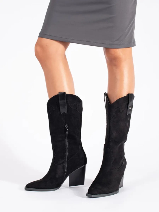 Černé semišové kotníkové kozačky