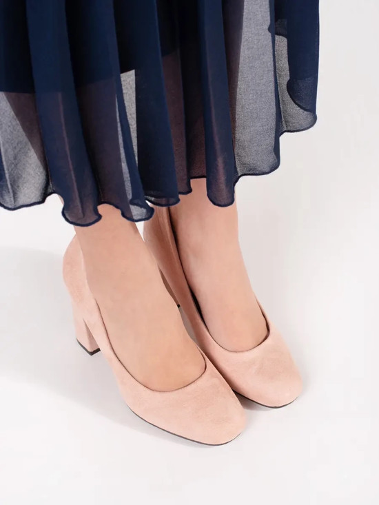 Béžové semišové lodičky na vysokém podpatku