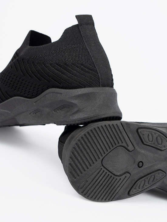 Černé tenisky LIBERO