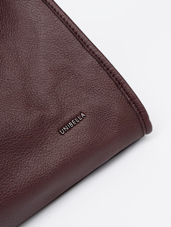 Klasická bordó kabelka přes rameno