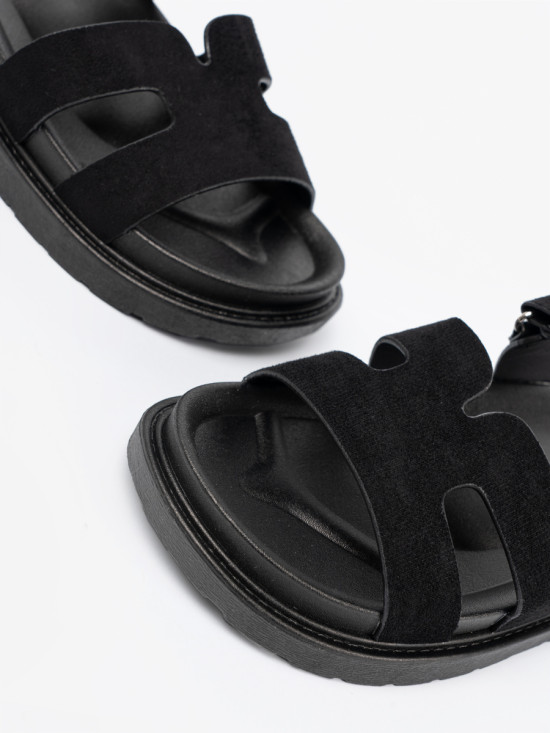 Černé dámské pantofle