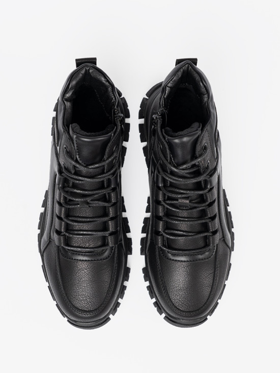 Černé šněrovací kotníkové boty s hrubou podrážkou