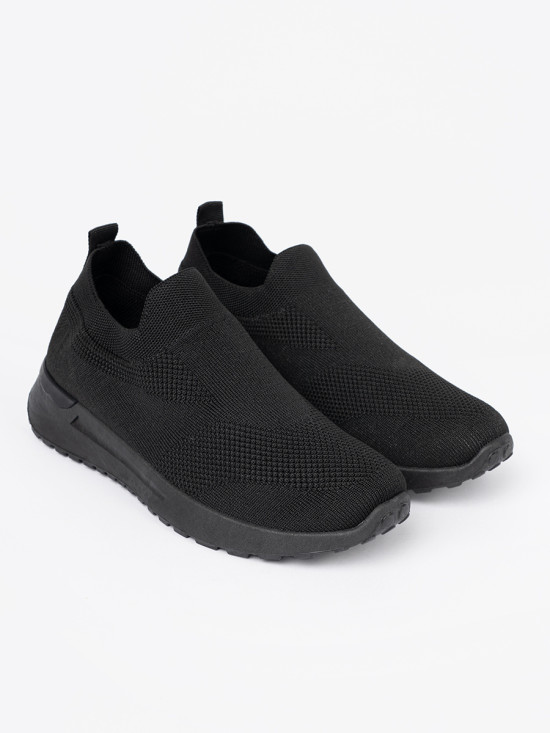 Černé slip-on tenisky