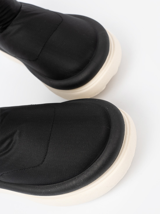 Černé sněhule s kožešinovým vnitřkem