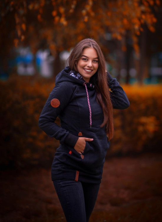 Černá dlouhá mikina bez zapínání