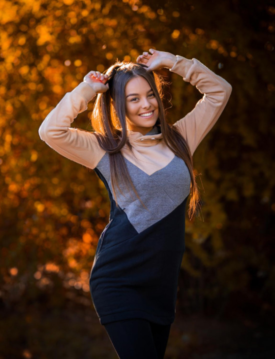 Mikina s oblékáním přes hlavu béžová/šedá/černá