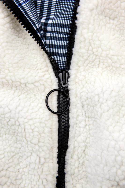 Modro-bílá oboustranná mikina s kožíškem